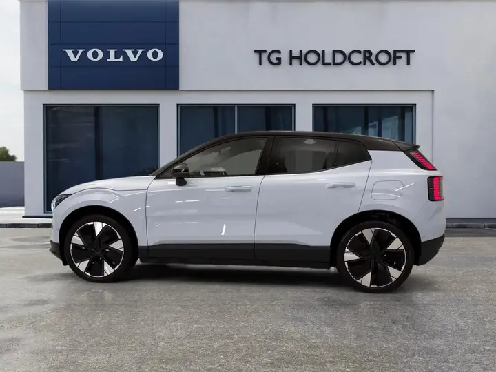 Volvo Ex30 2026 photo 2