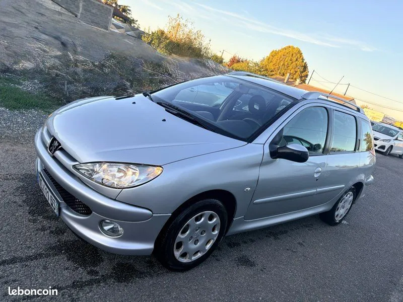 Peugeot 206