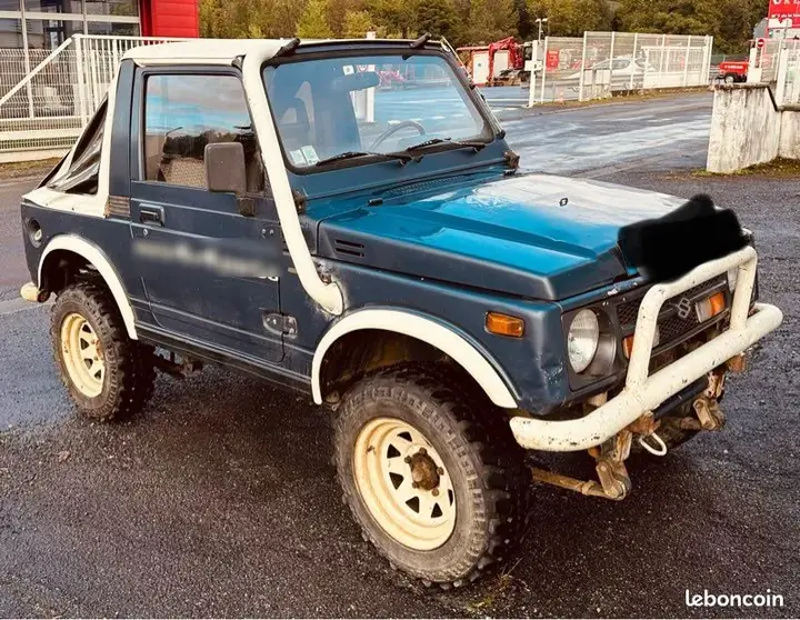 Suzuki Samurai