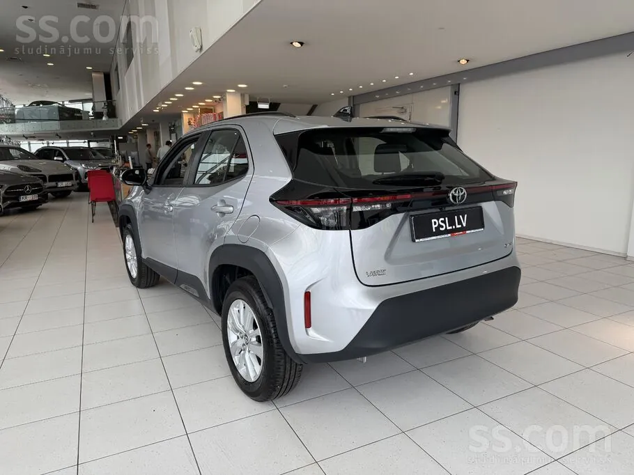 Toyota Yaris Cross Crossover 2026 photo 5