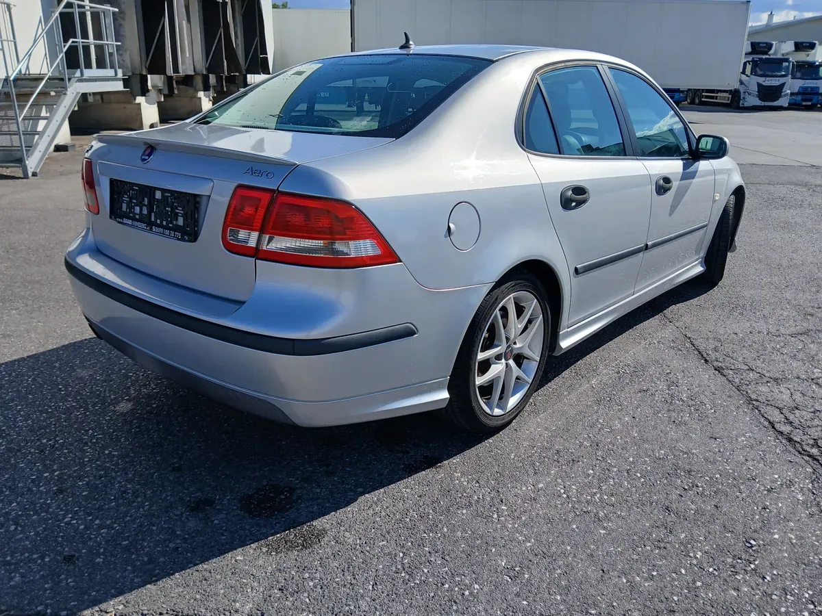 Saab 9-3 2005 photo 3