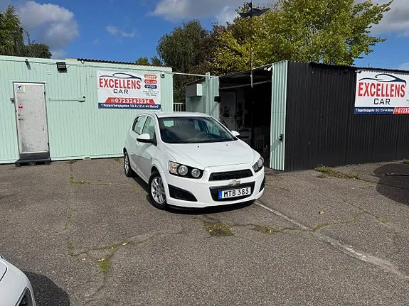 Chevrolet Aveo 2012 photo 2