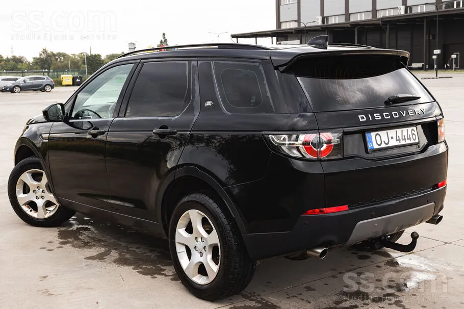 Land Rover Discovery Sport 2016 photo 3