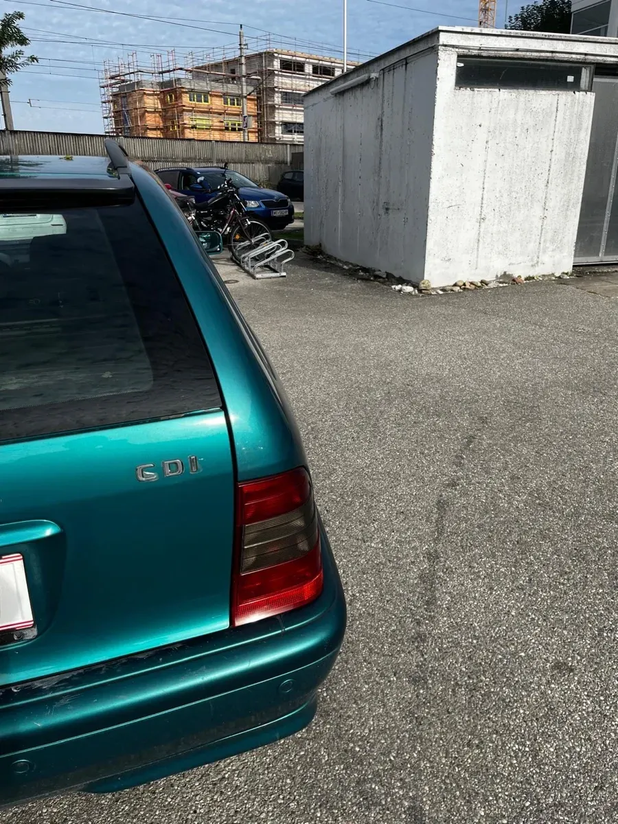 Mercedes-Benz C-Class 1997 photo 2