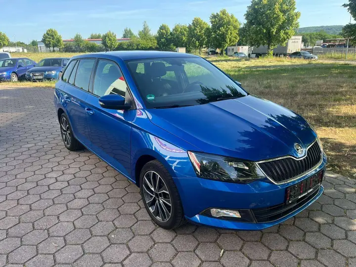 Skoda Fabia 2015 photo 3