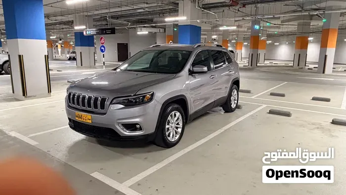 Jeep Cherokee 2019 photo 3