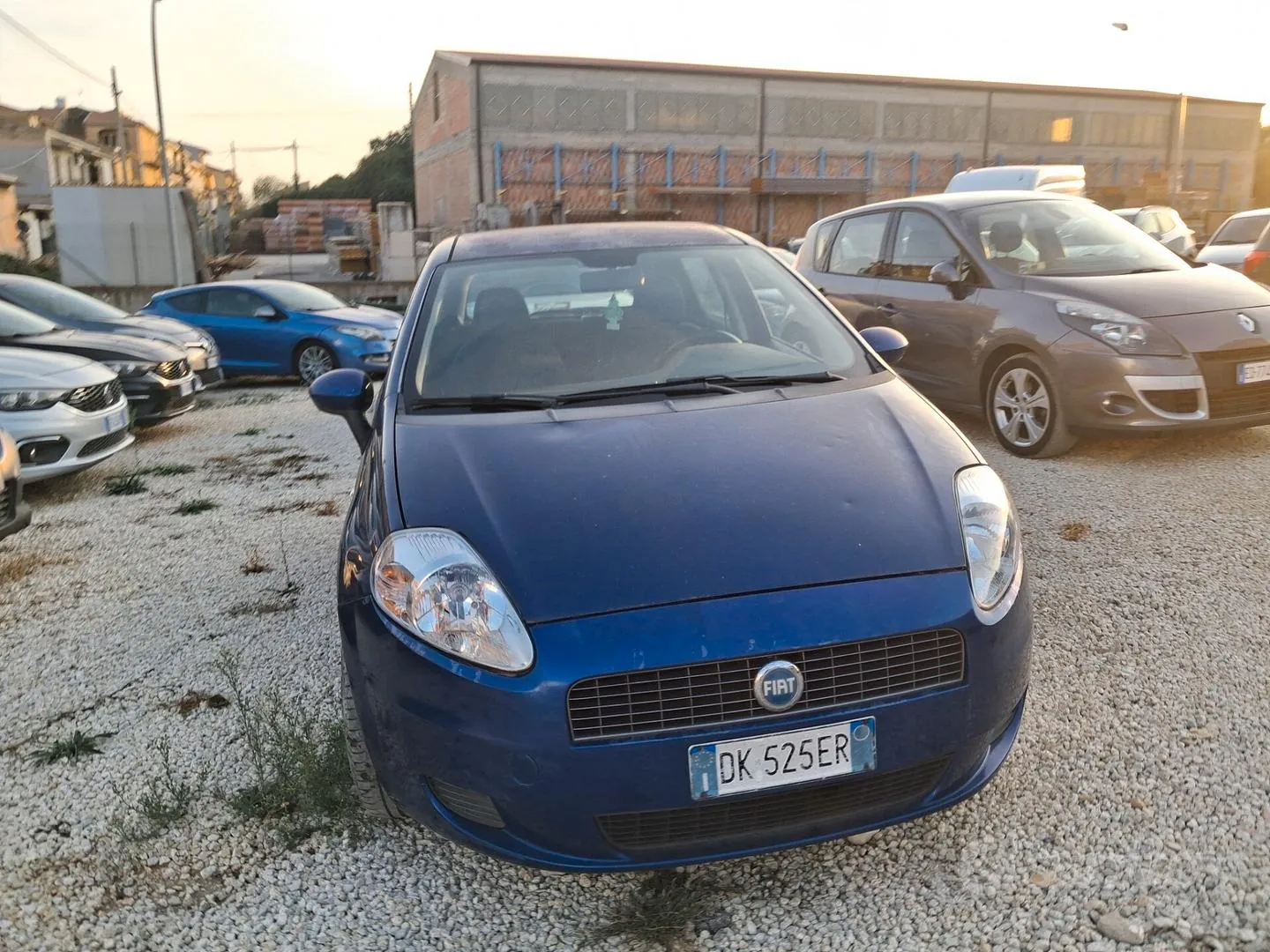 Fiat Grande Punto 2007 photo 2