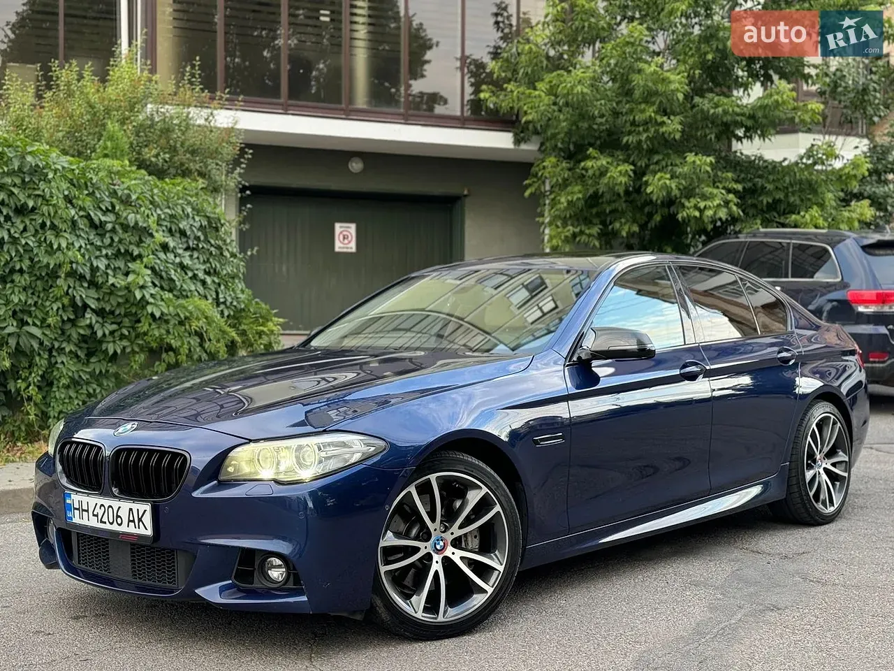 BMW 5 Series 2015 photo 3