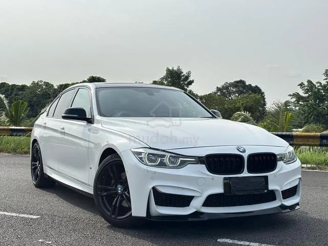 BMW 330E