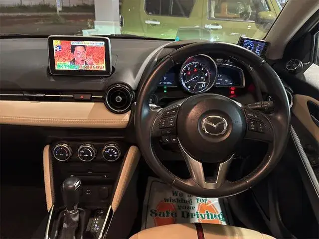 Mazda Demio 2015 photo 2