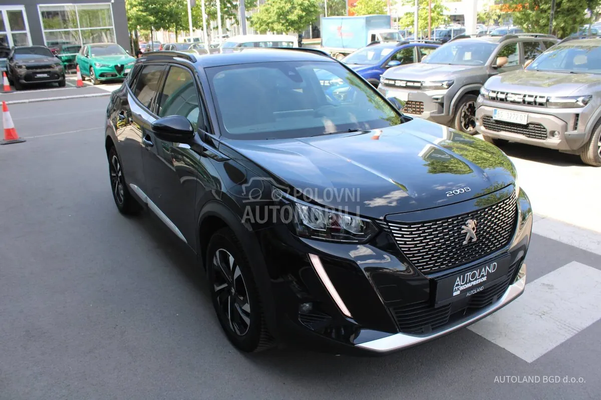 Peugeot 2008 2021 photo 3