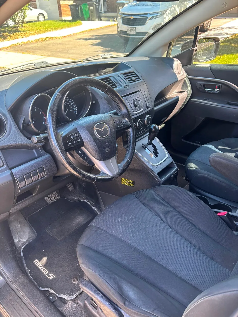Mazda 5 2014 photo 5