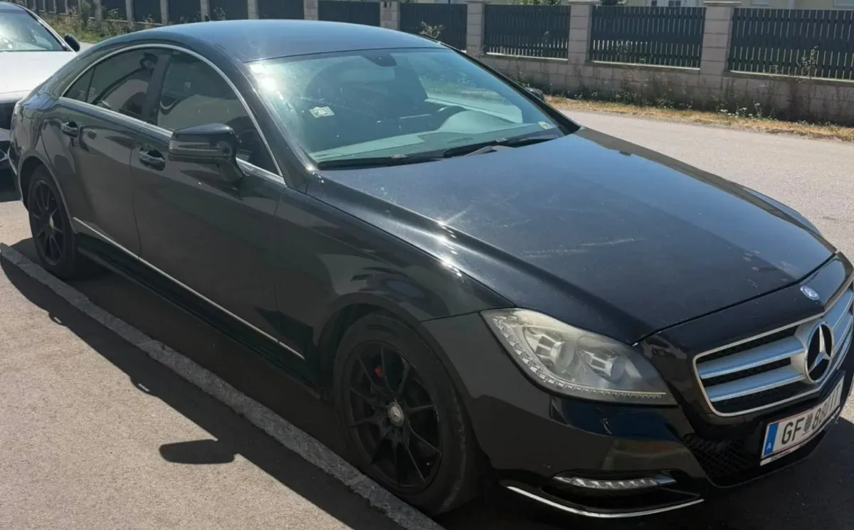 Mercedes-Benz Cls-Class