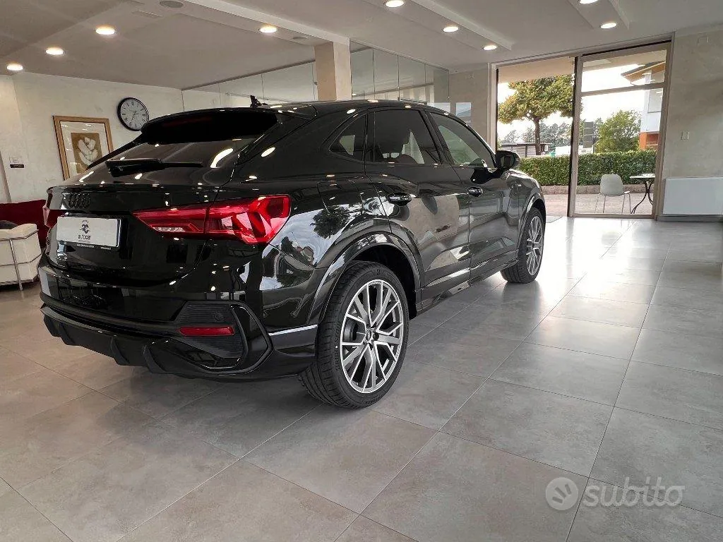 Audi Q3 2023 photo 5