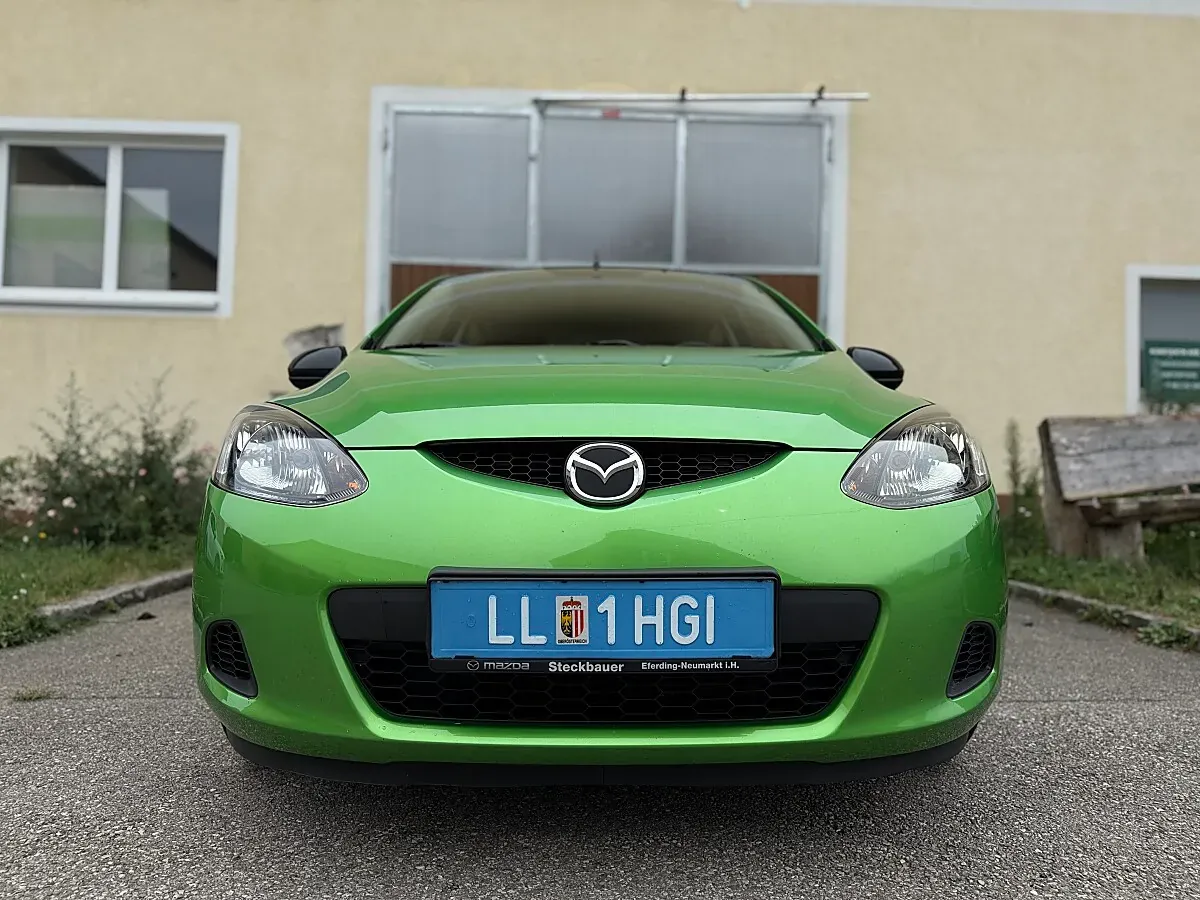 Mazda Mazda2