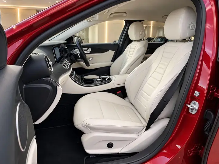 Mercedes-Benz E-Class 2020 photo 4
