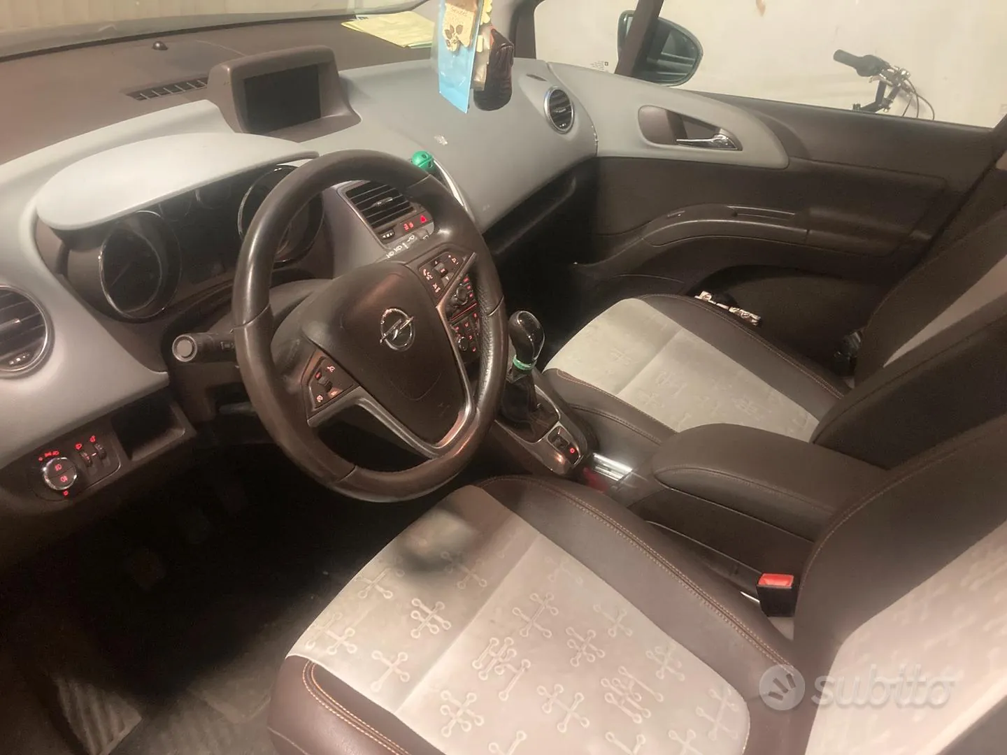 Opel Meriva 2011 photo 4