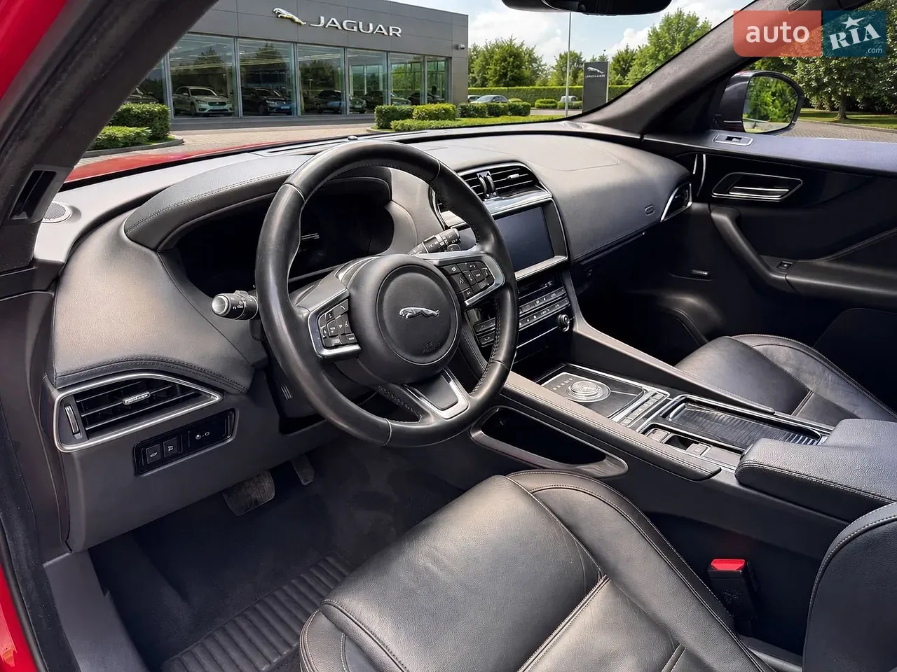 Jaguar F-Pace 2020 photo 5