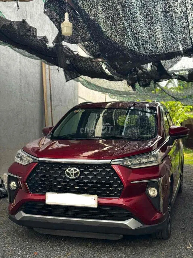 Toyota Veloz Cross