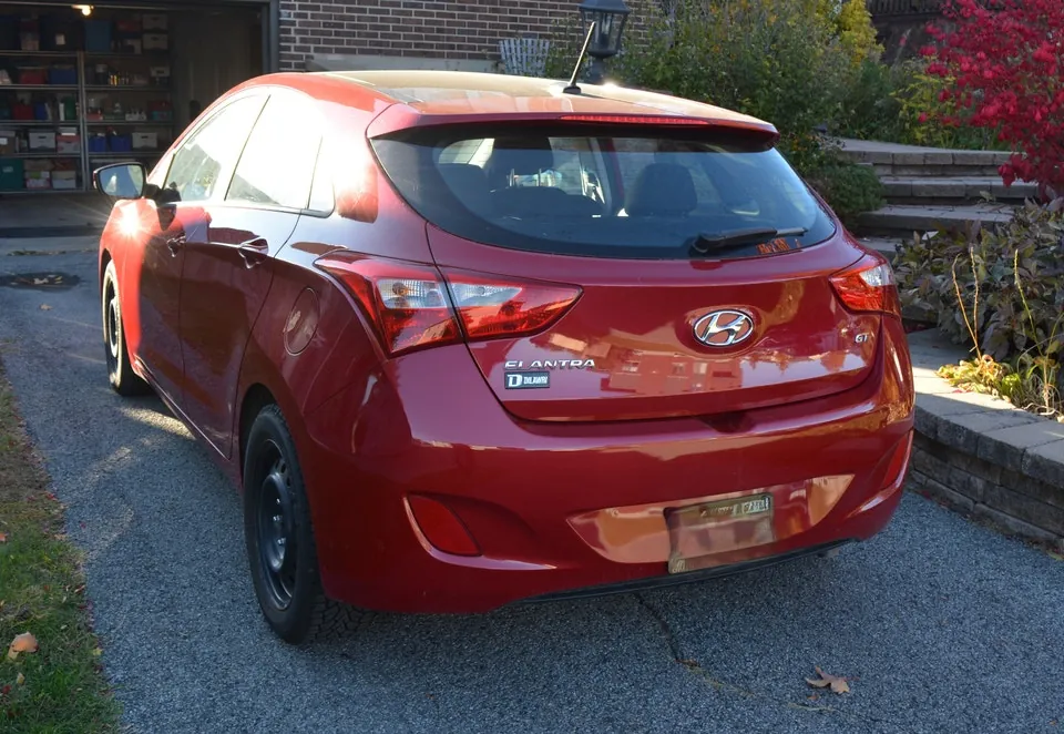Hyundai Elantra 2016 photo 3