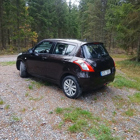 Suzuki Swift 2014 photo 5
