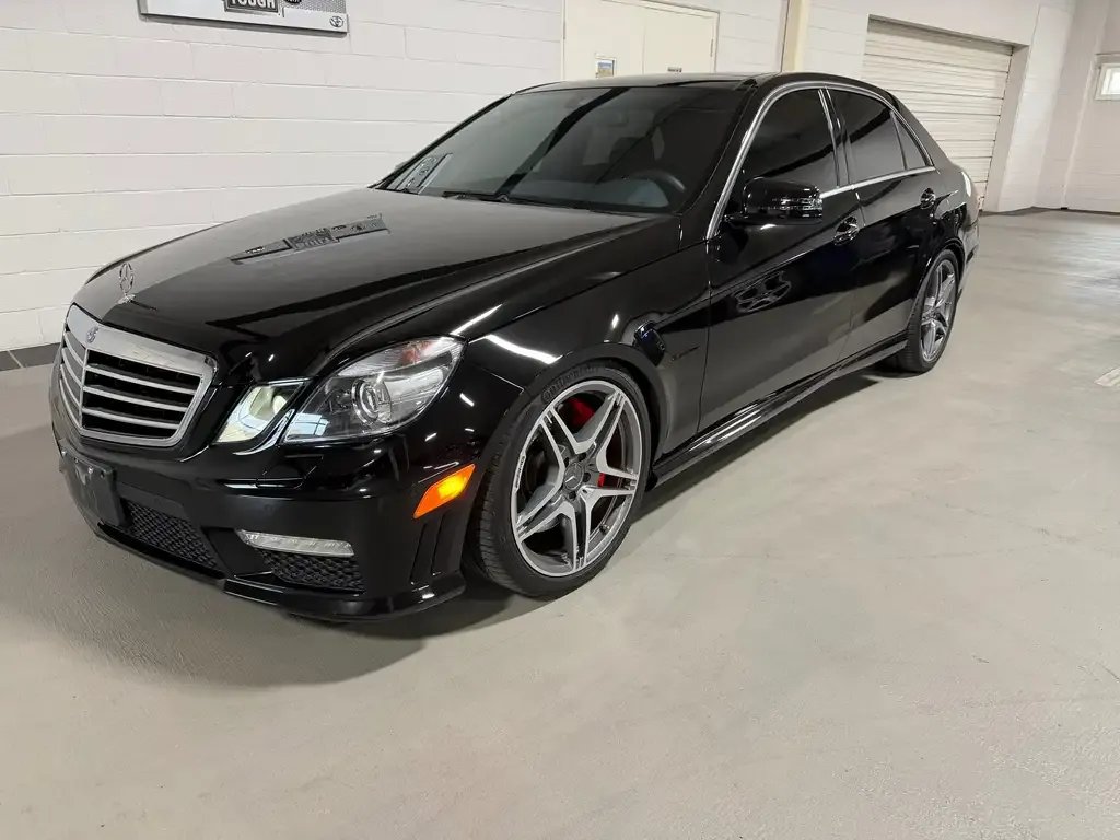Mercedes-Benz E-Class 2013 photo 3