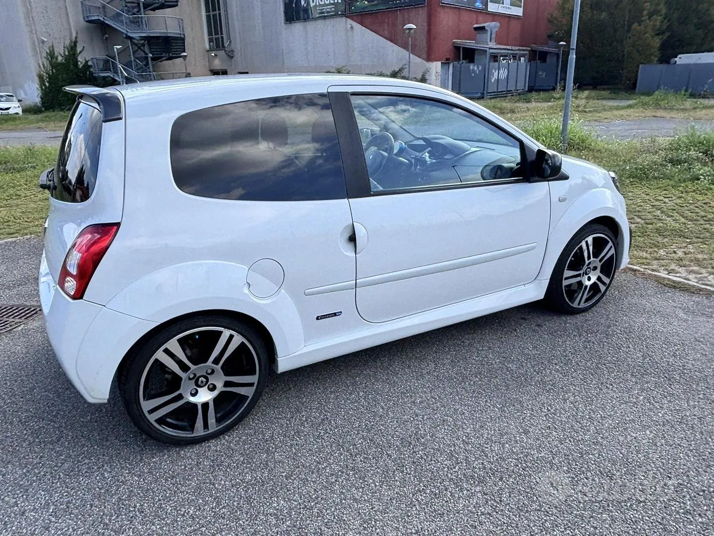 Renault Twingo 2011 photo 4