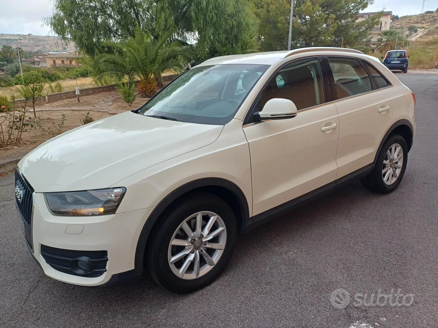 Audi Q3 2014 photo 2