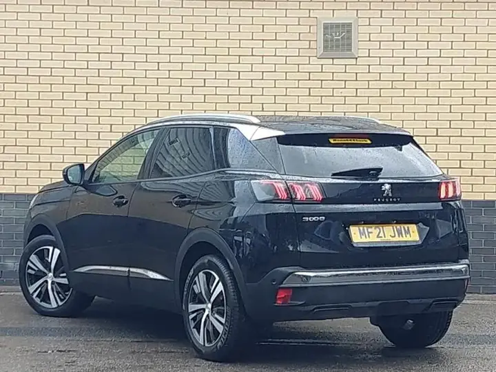 Peugeot 3008 2021 photo 2