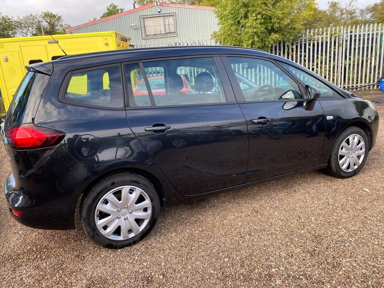 Vauxhall Zafira 2016 photo 3