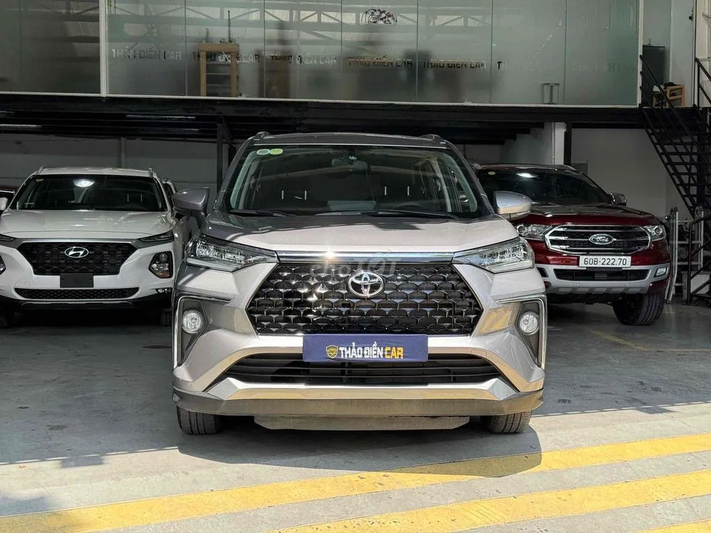 Toyota Veloz Cross
