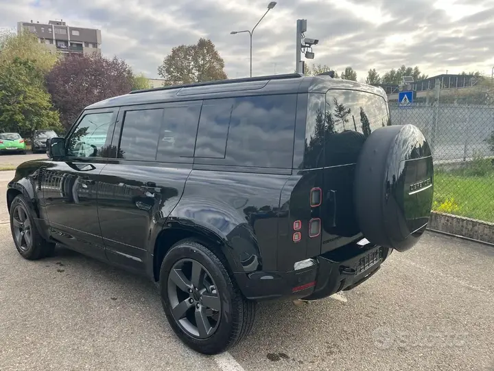 Land Rover Defender 2026 photo 3