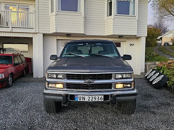 Chevrolet Tahoe 1999 photo 2