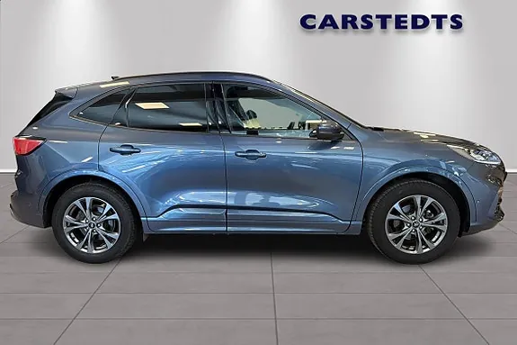 Ford Kuga 2022 photo 2