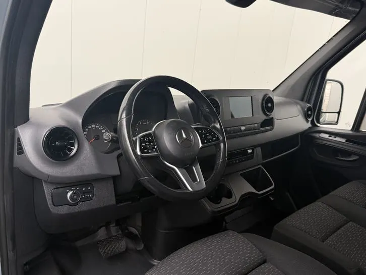 Mercedes-Benz Sprinter 2021 photo 3