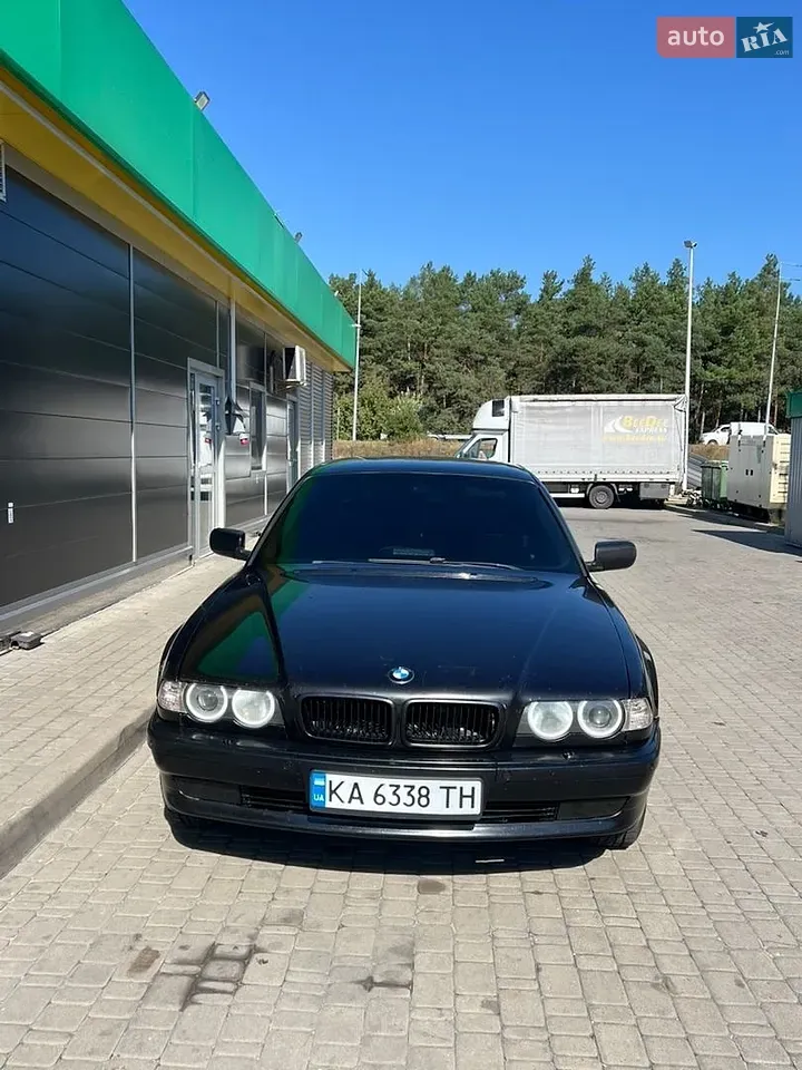 BMW 7 Series 1999 photo 2