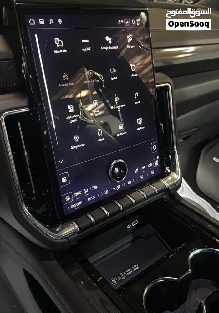 GMC Yukon 2025 photo 3