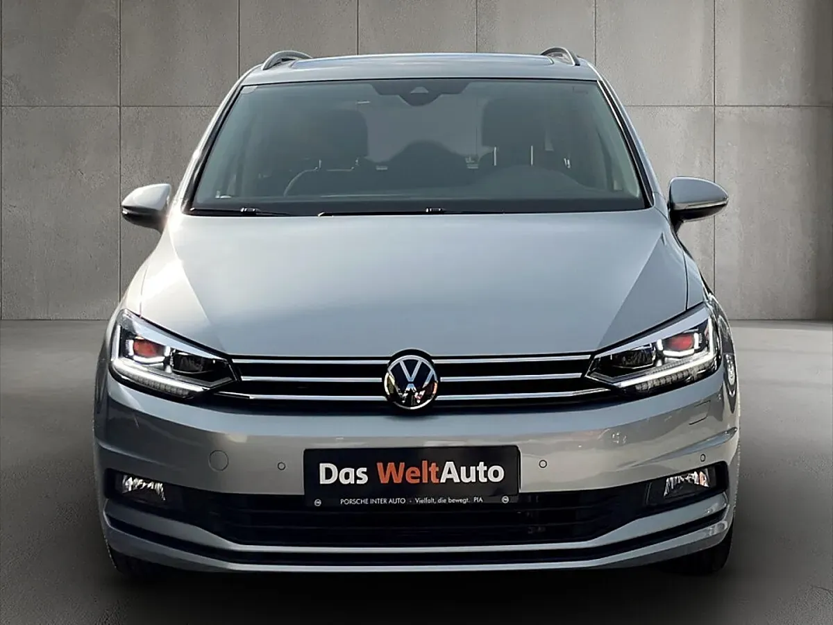 Volkswagen Touran 2025 photo 2
