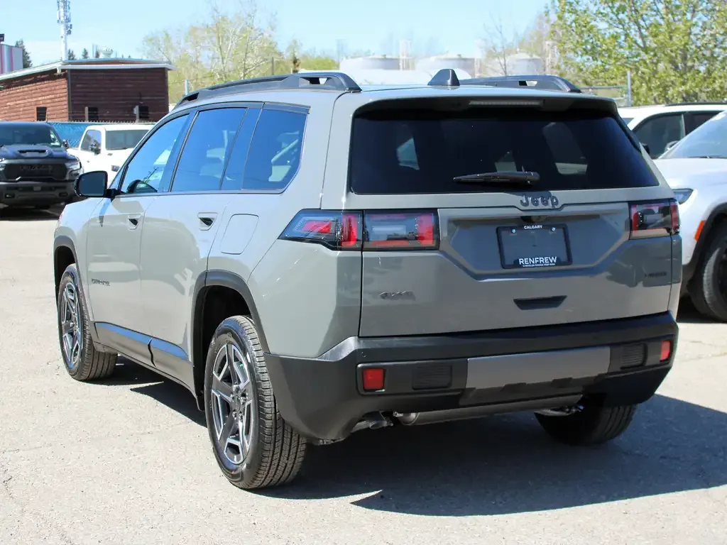 Jeep Cherokee 2026 photo 2