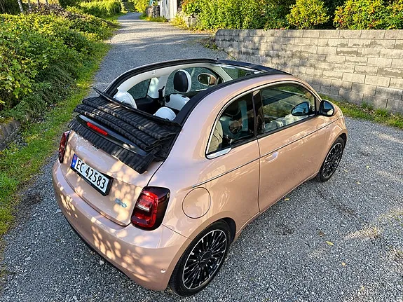 Fiat 500 2021 photo 2