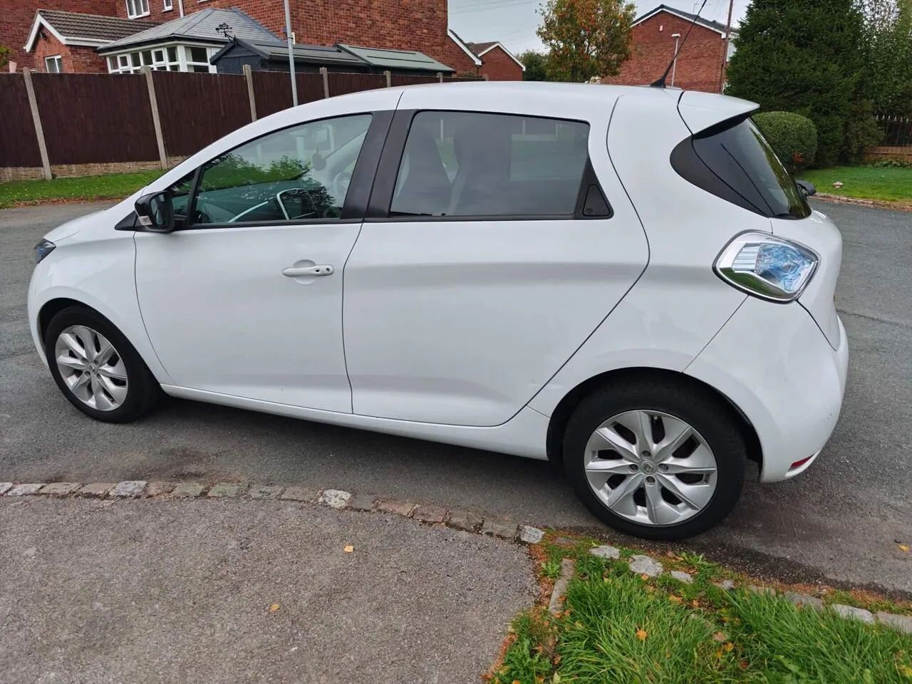 Renault Zoe 2016 photo 2