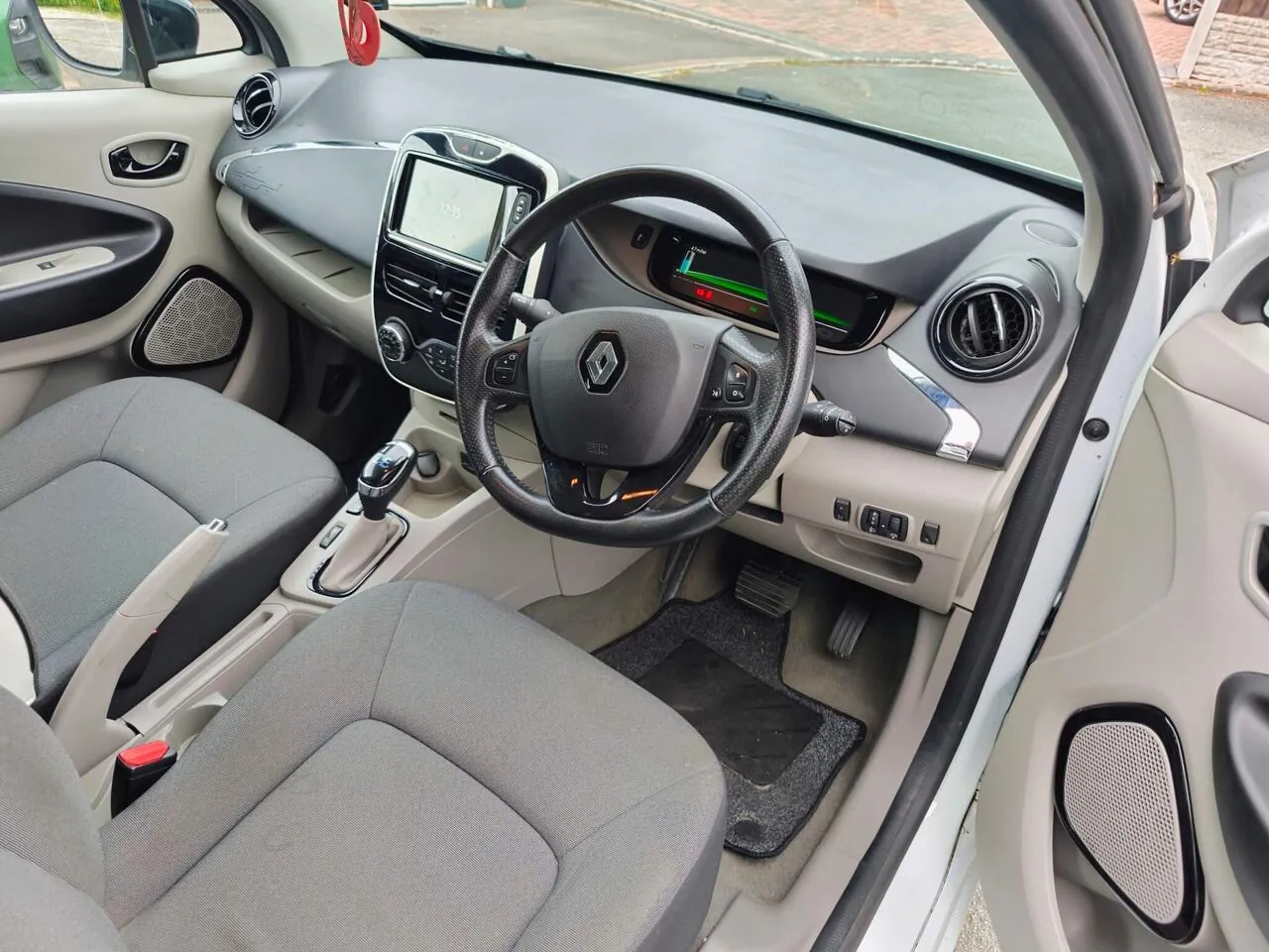 Renault Zoe 2016 photo 5