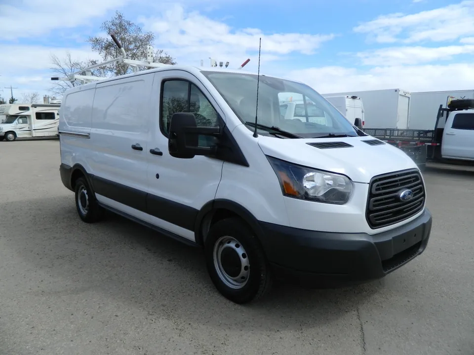 Ford Transit 2017 photo 2