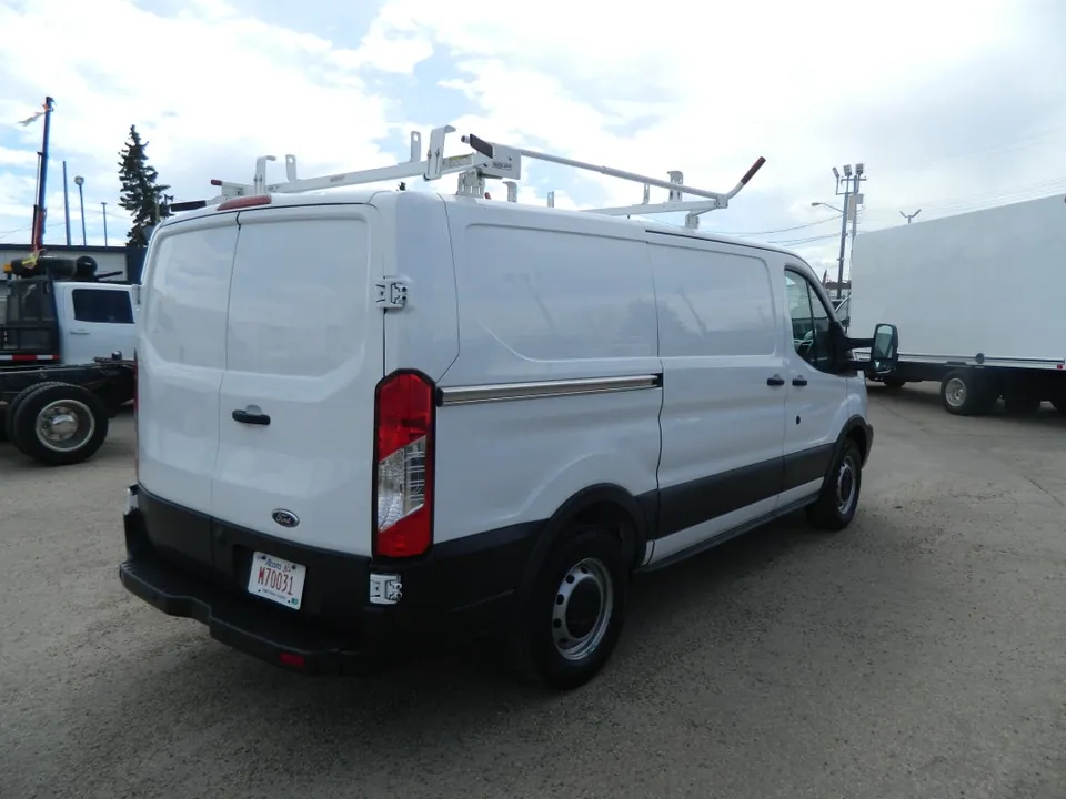 Ford Transit 2017 photo 4