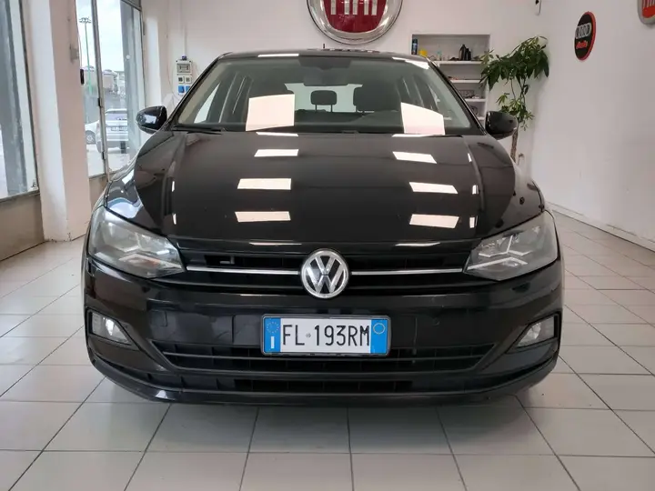 Volkswagen Polo 2018 photo 2
