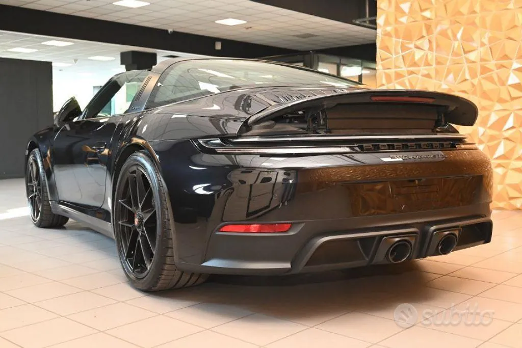 Porsche 911 2026 photo 3