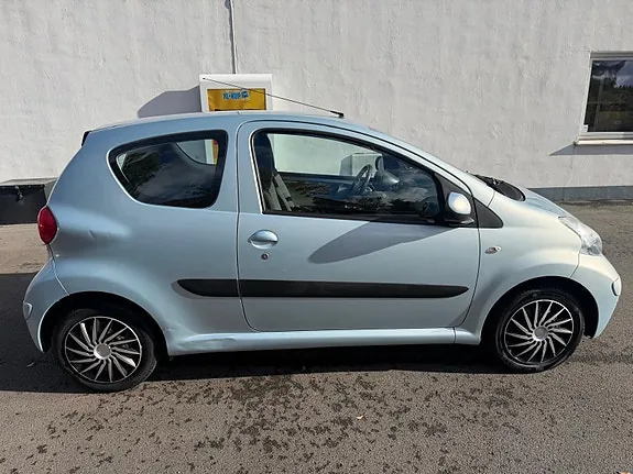 Toyota Aygo 2008 photo 2