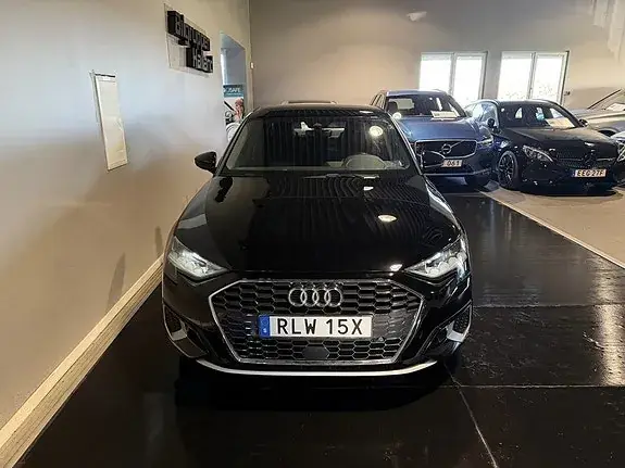 Audi A3 2021 photo 4
