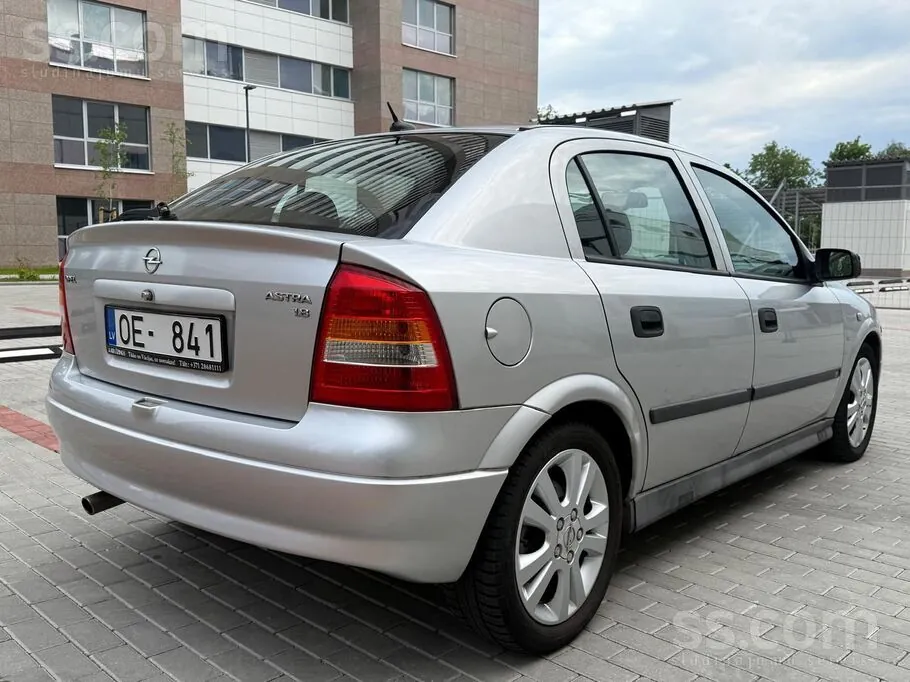 Opel Astra 2001 photo 2