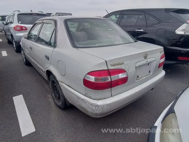 Toyota Corolla Xe Saloon 1999 photo 3